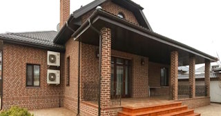 Строительство домов из кирпича с мансардой в Красногорске | от 3651 рублей
